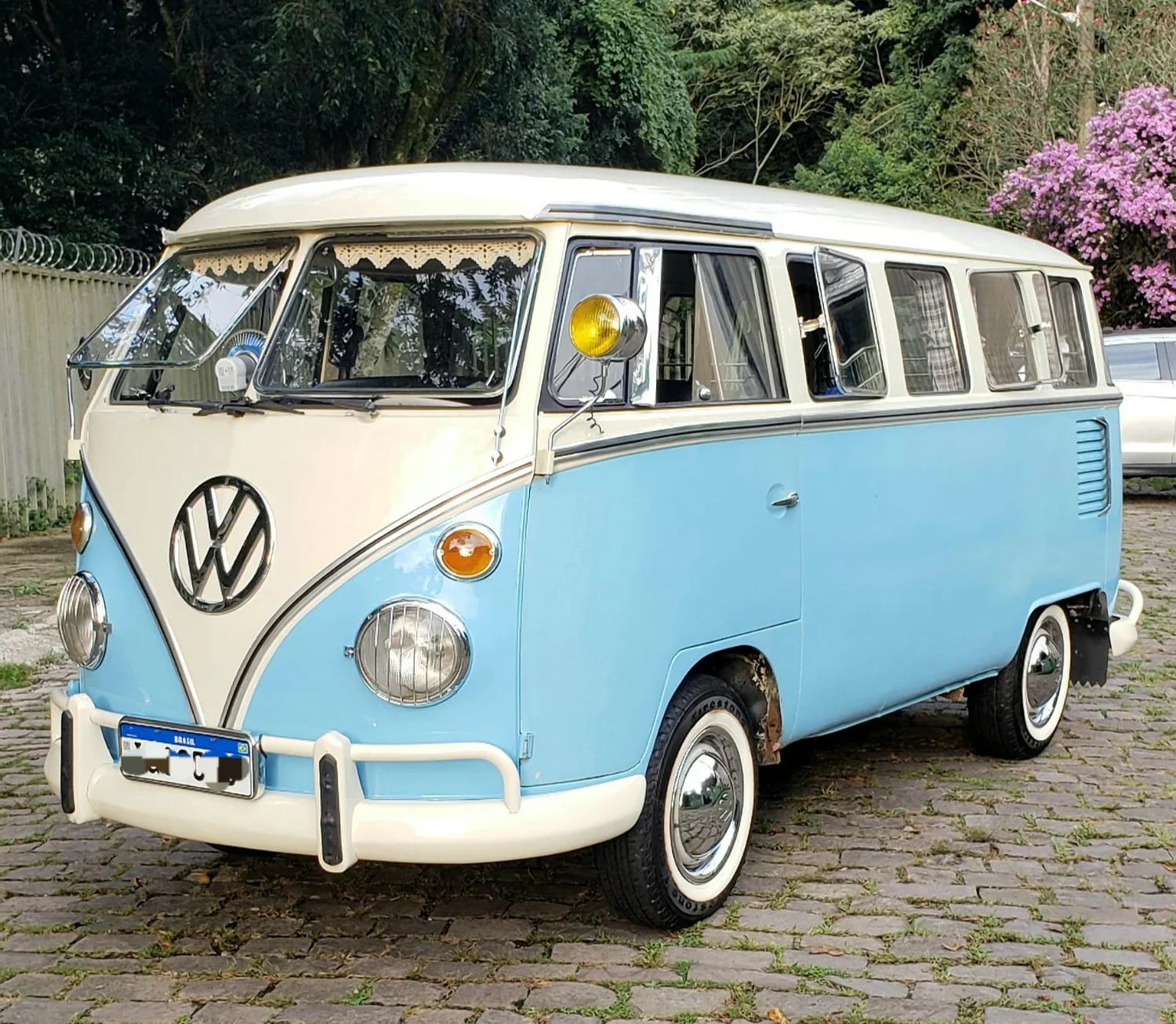 VW T1 splitwindow bus 1974 — Brazilian Classic Cars